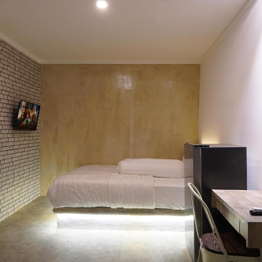 Djuragan Kamar Mangga Besar Hostel Jakarta Exterior photo